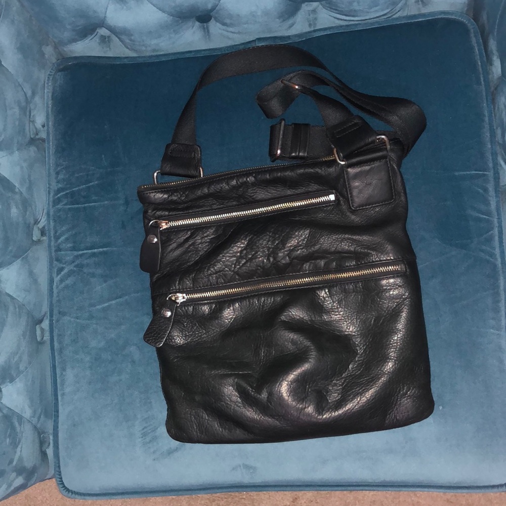 Margot Genuine Leather Zipper Crossbody Bag
